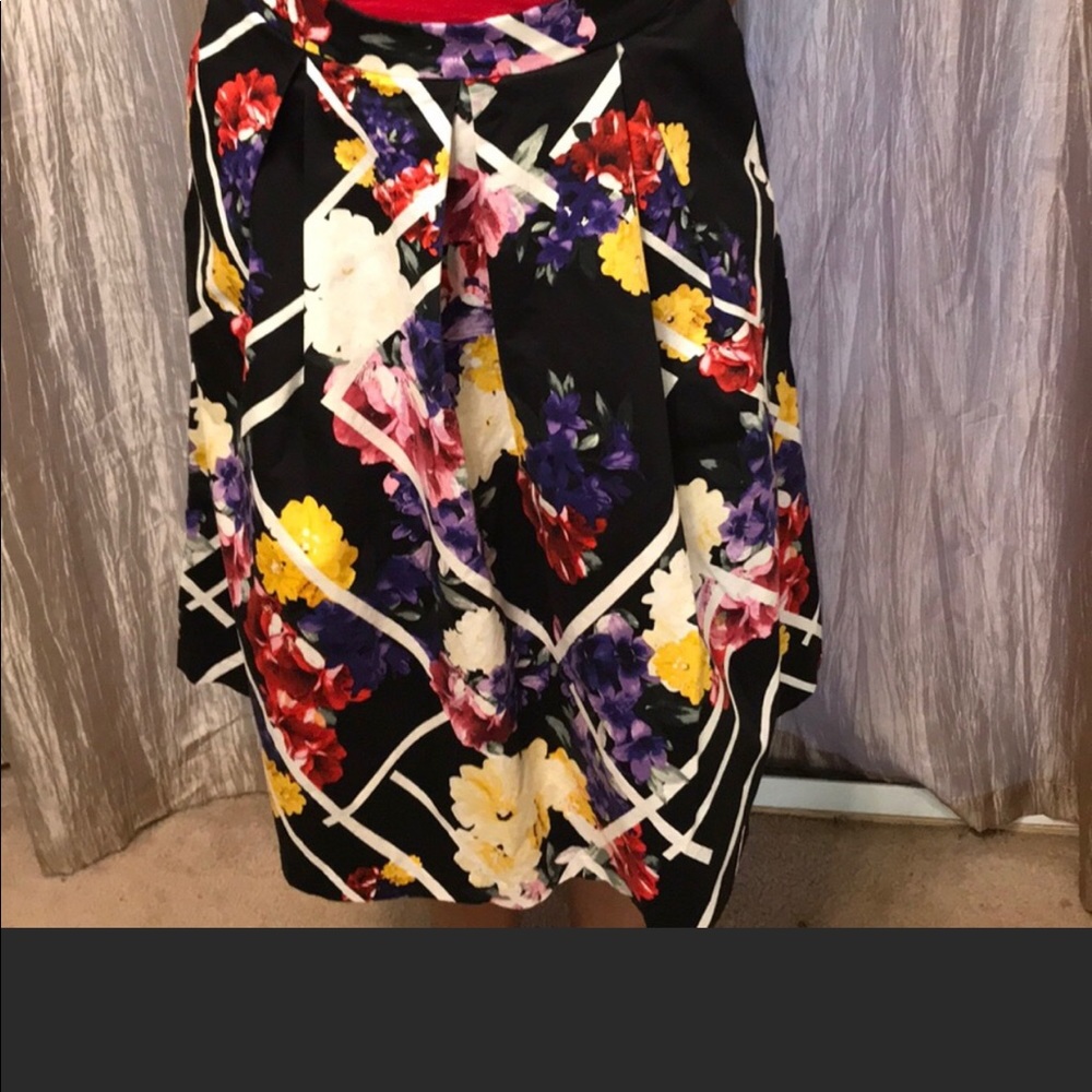 New York & Company 7th Ave skirt